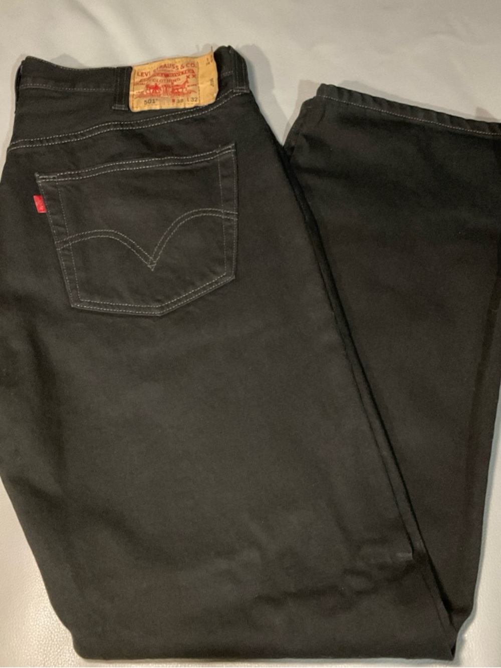 Levi's Men's Black Bootcut Jeans with Red Tab - Picture 9 of 9